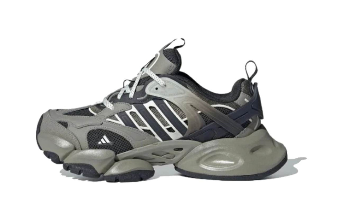 AdidasXLG Runner Deluxe Grey Black