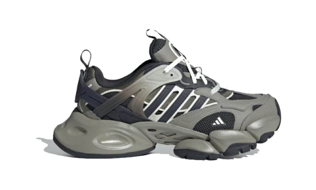 AdidasXLG Runner Deluxe Grey Black