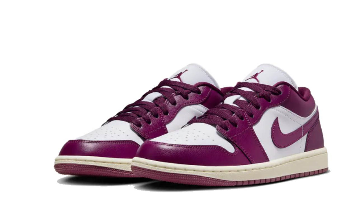 Air Jordan 1 Low Fireberry
