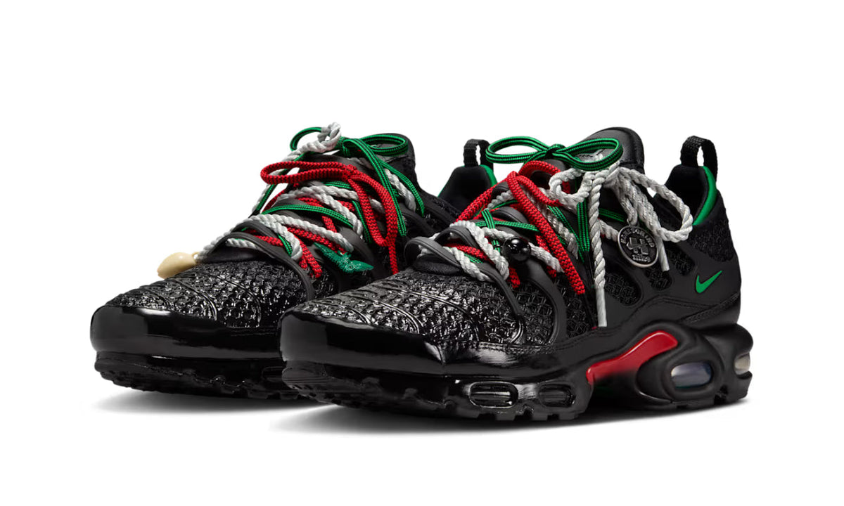 Nike Air Max Plus Homecoming Black