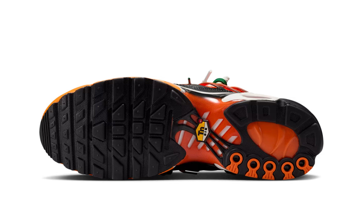 Nike Air Max Plus Homecoming Safety Orange