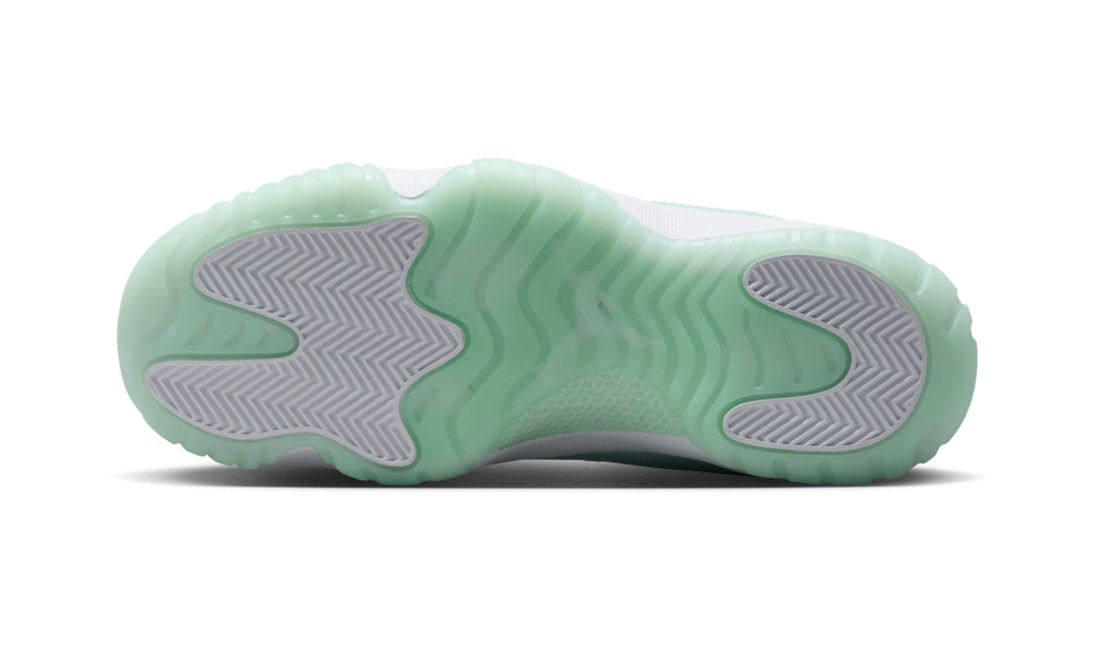 Air Jordan 11 Retro Low Igloo (W)