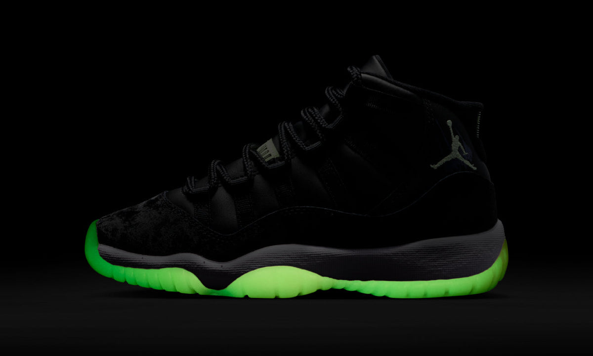 Air Jordan 11 Retro Black Barely Volt (GS)