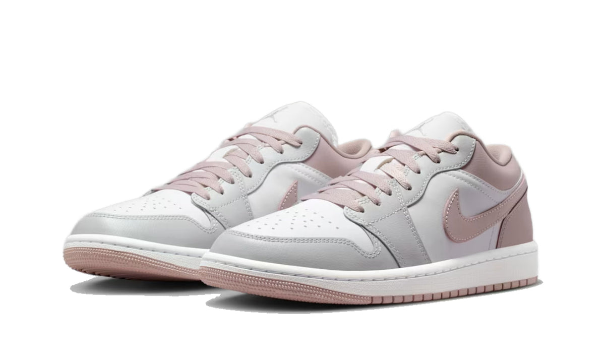 Air Jordan 1 Low Particle Rose (Women's)