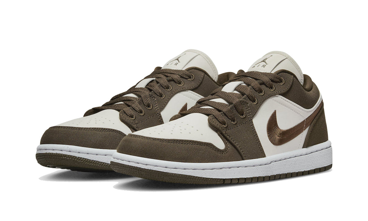 Air Jordan 1 Low SE Light Olive (W)