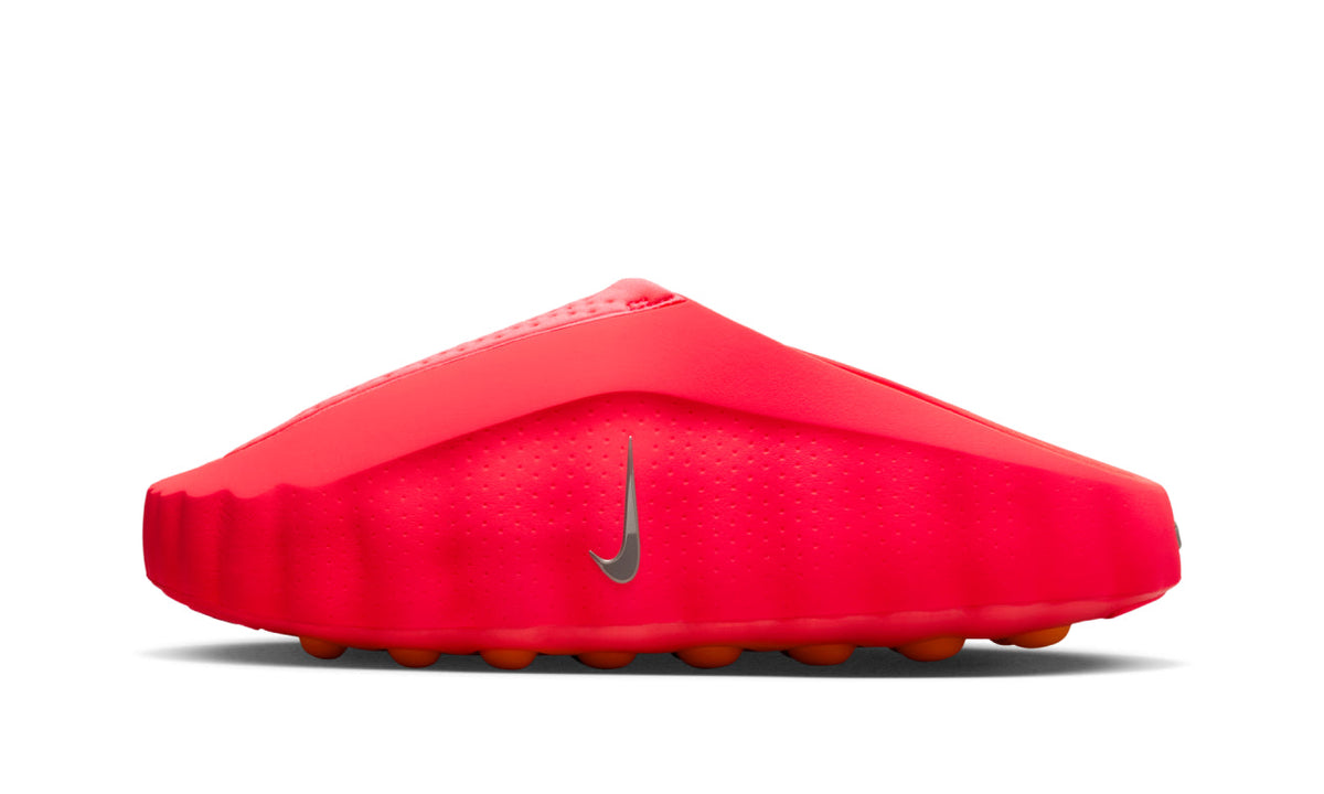 Nike Mind 001 Slide Solar Red