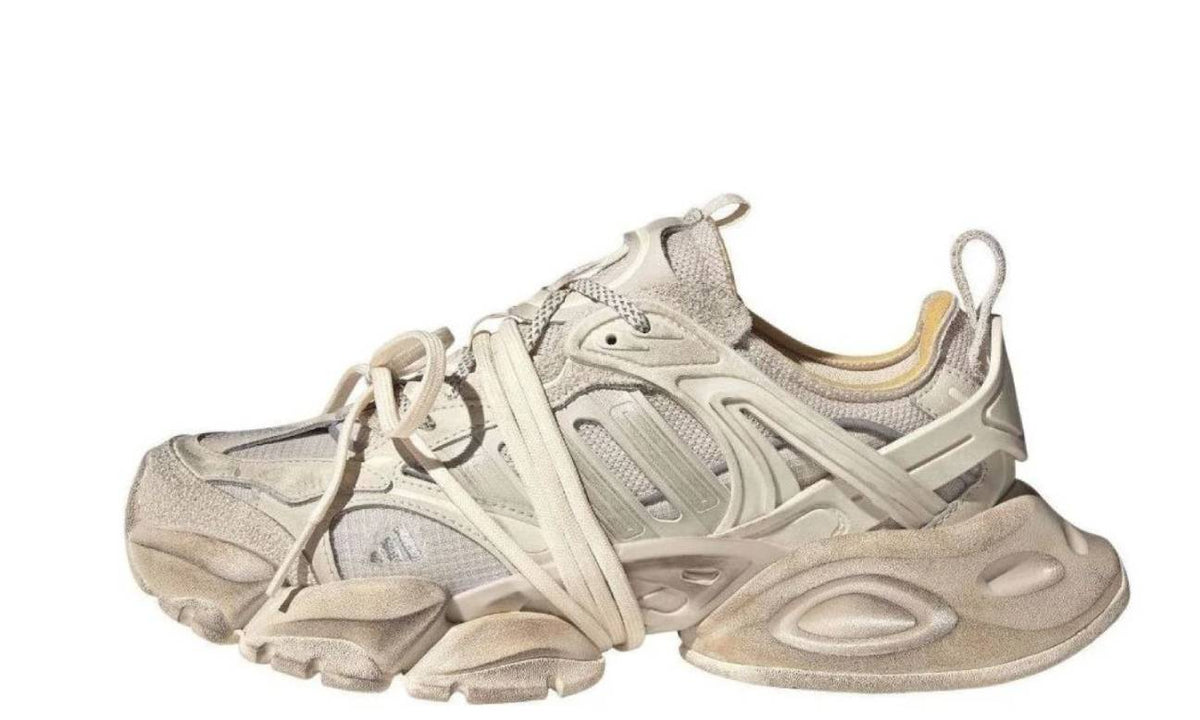 AdidasXLG Runner Deluxe Sand